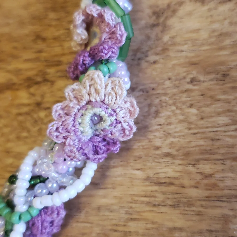 Handmade necklace - Picture 1 of 5
